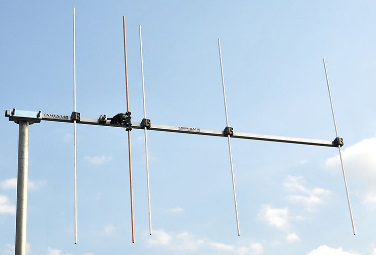144 MHz 5 elementa Yagi antena